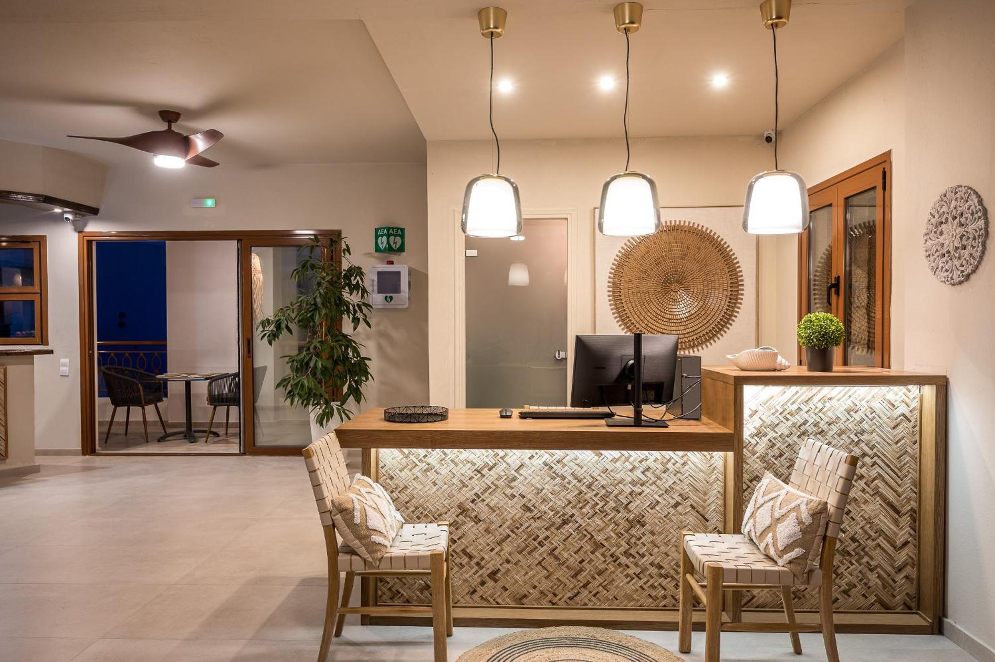 Cretan Seaside Boutique Hotel 헐소니소스 외부 사진