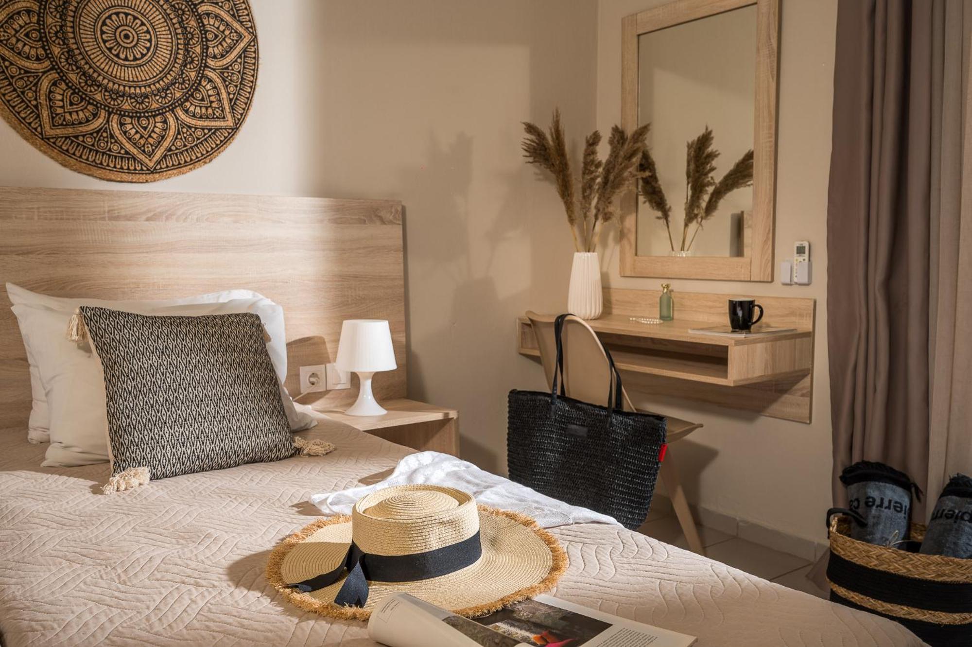 Cretan Seaside Boutique Hotel 헐소니소스 외부 사진